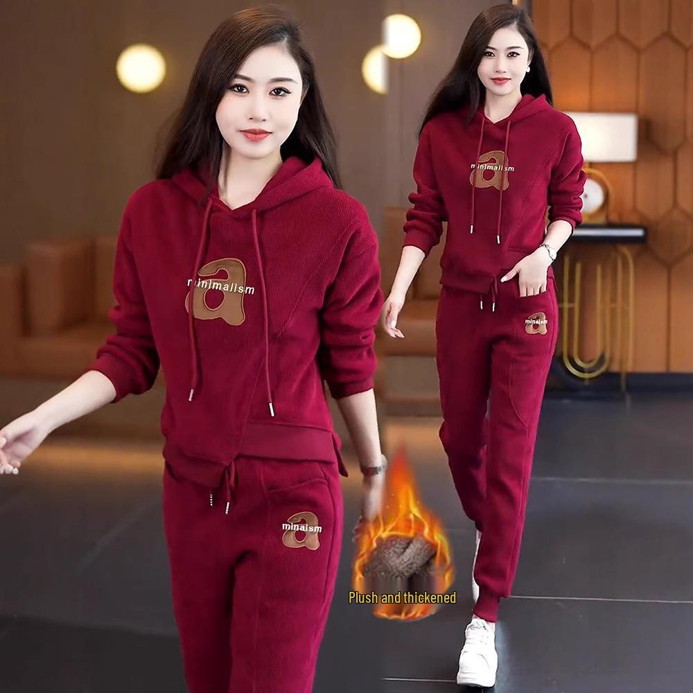 Women's Fleece-Lined Hooded Sweatshirt & Sweatpants Set - Stylish, Slimming, Perfect for Autumn/Winter 2024