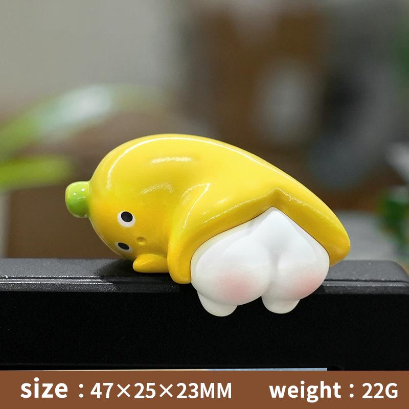 Adorable Mini Yellow Chick Figurines Cartoon Kawaii Decor Ornament for Office Desk Teen Bedroom Birthday Gift