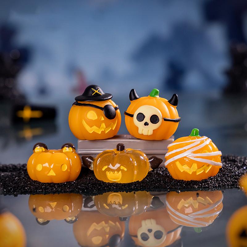 Halloween Cute Pumpkin Miniature Figurines Resin Craft Micro Landscape Home Decor Car Interior Desktop Decoration Holiday Gifts