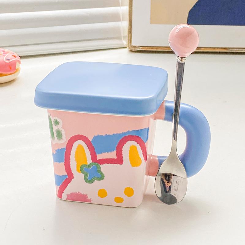 Mug Girl with Lid Spoon High Value Ceramic Cup Cute Couple Breakfast Coffee Cup Office Drinking Cup