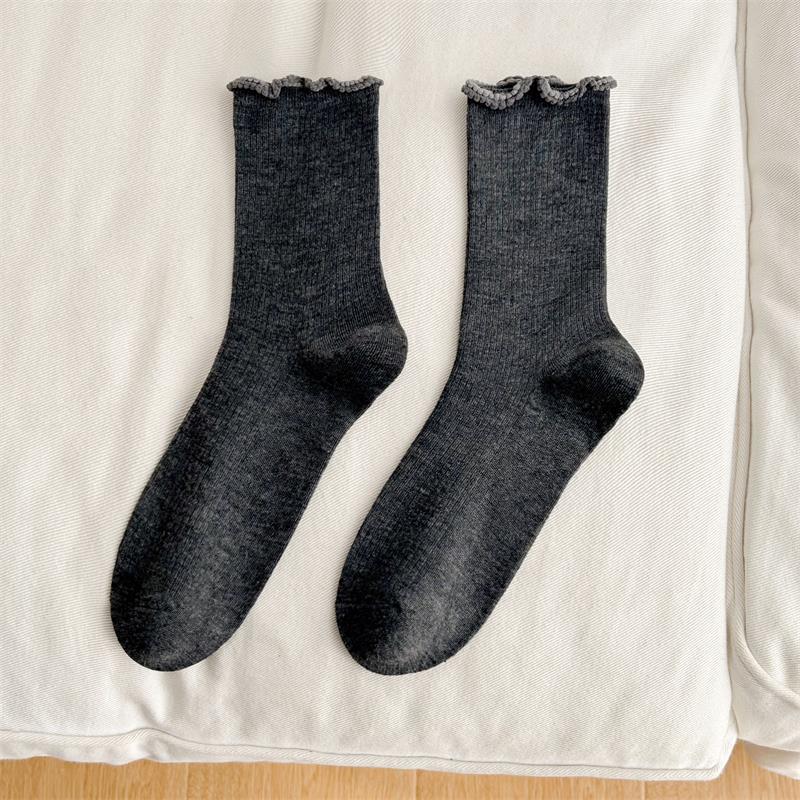 Ladies Spring and Autumn Sweet Solid Color Fungus Lace Ballet Wind Drum Pile Socks