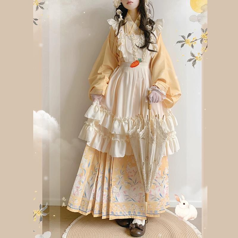 

Жіночий костюм з трьох предметів у китайському стилі епохи Мін, у змішаному стилі лоліта, з рукавами-пагодами та спідницею-конем XL помаранчевий