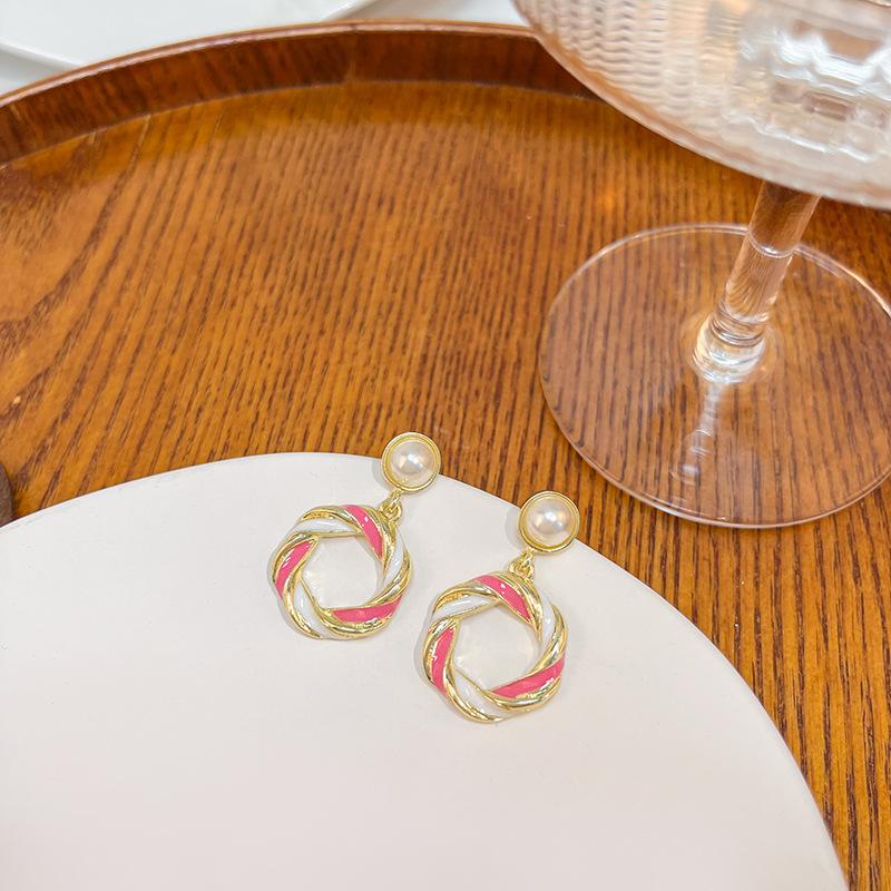 Summer Sweet Small Fresh Geometric Ring Color Matching Drip Pearl Pendant Earrings Retro Elegant Earrings Women