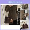 Stijlvolle Dames Schoudertas In Rood En Groen Perfect Voor Winterse Casual Outfits