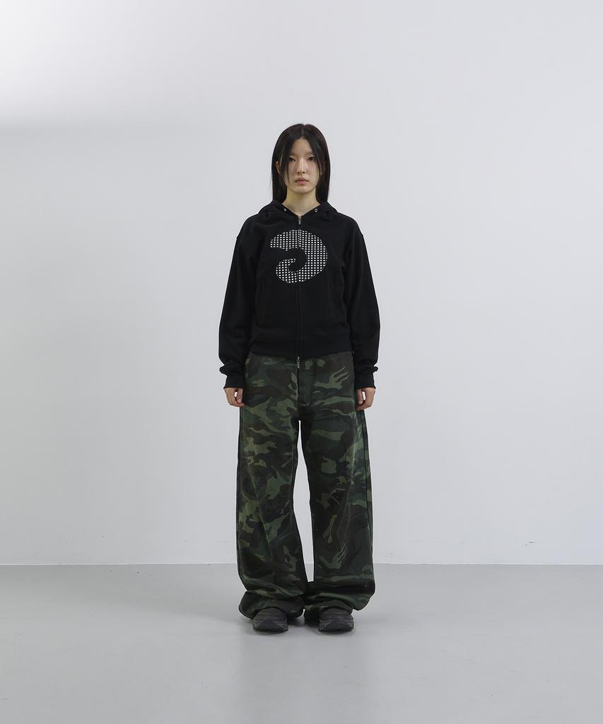 Horn Applique Zip-Up Hoodie (Black)