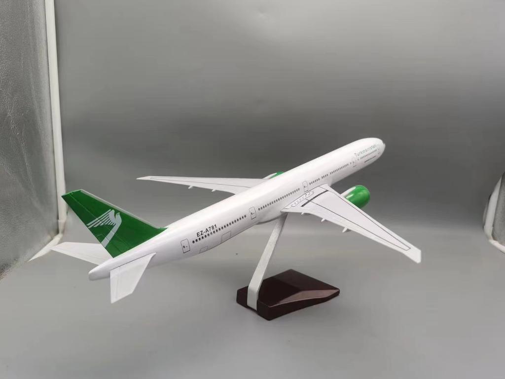 B777 1:157 Scale 47cm Large 777 Aircraft Model B777-300 Turkmenistan Die-cast Aircraft with LED Lights House Accessories