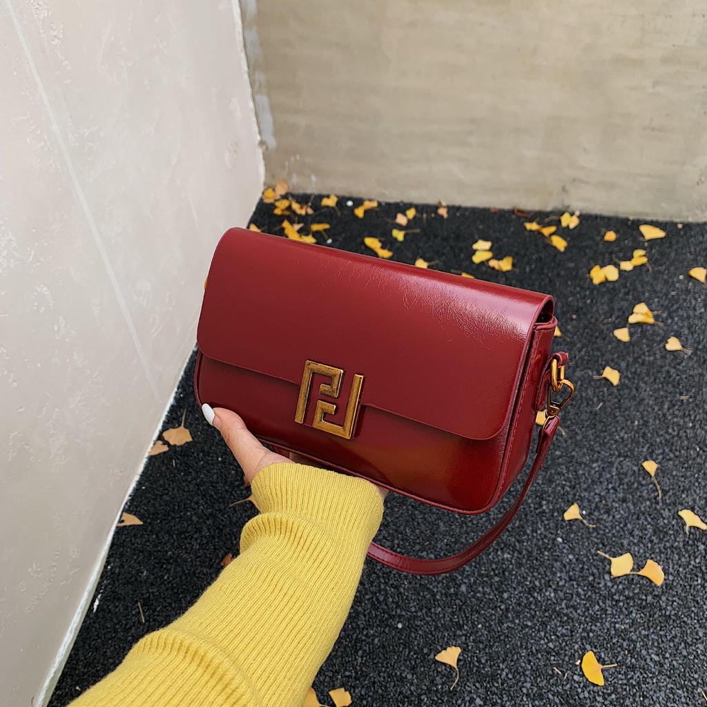 2025 Trendy Retro Chic Autumn/Winter Versatile Underarm Square Bag - High-End Commuter Shoulder/Crossbody