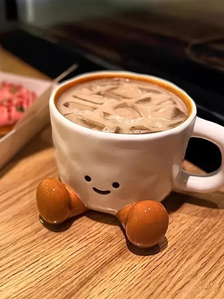 

Cute Cartoon Foot Ceramic Coffee Mug, Unique Underglaze Decorated, No Assembly Required, Ideal for Birthday Gift and Souvenir 301-400ml оранжевый