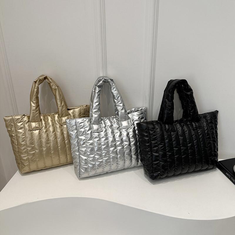 Large Capacity Quilted Tote Bag for Women Elegant Padded Solid Color Shoulder Bag for Vacation Casual Commuting Handbags