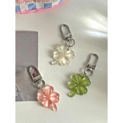 Elegant Table Four-leaf Clover Keychain 5-color Phone Accessory