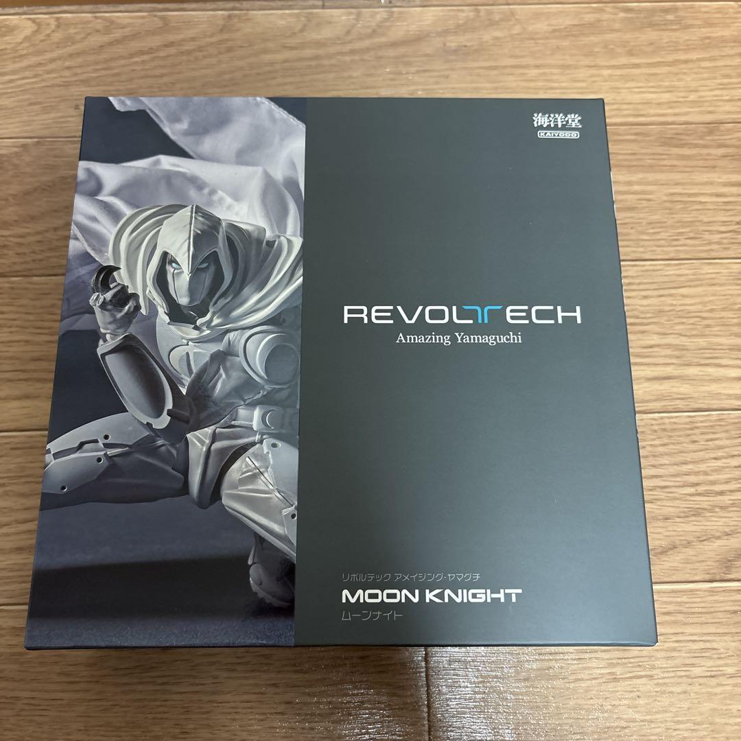 

[USED] Kaiyodo Revoltech Moon Knight Figure with Pre-order Bonus