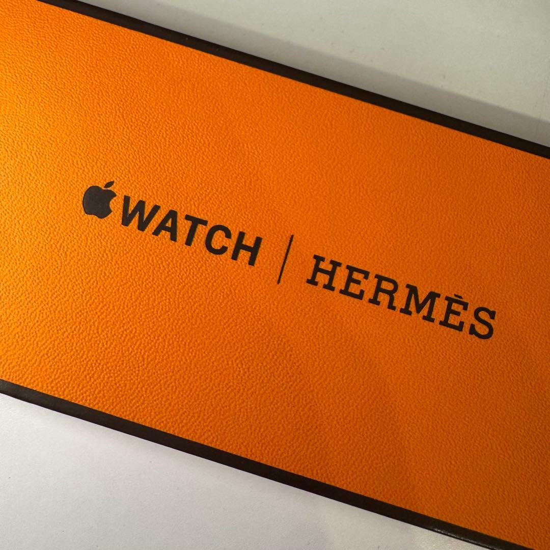 Подержанные Apple Watch HERMES Simple Tour Jumping 44 мм