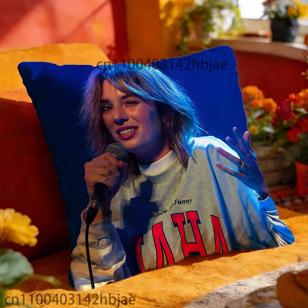 Robin M-Maya Hawke Throw Pillow Case For 45x45cm 55x55cm 30x30cm Square Car Pillowcase Home Bedchamber Decor Gift