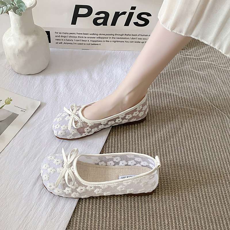 Gentle Single Shoes for Women with Outer Shoes 2025 New Summer Mesh Breathable One Pedal Soft Sole Old North Cloth Shoes for Women