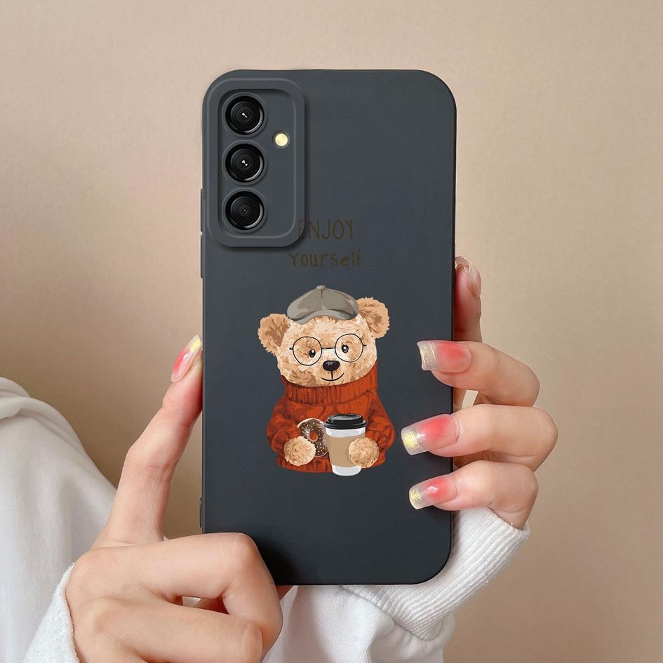 Roztomilý kreslený medvídek panda kryt na telefon pro Samsung A16 M55 A06 M35 S24 FE C55 5G pouzdro Super nárazuvzdorné proti pádu Tekuté silikonové pouzdro pro Samsung Capa
