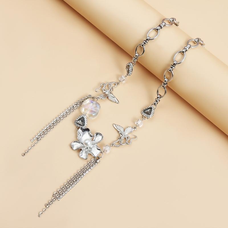 Elegant Butterfly and Pearls Chokers Necklace Adjustable Tassels Neck Jewelry Gift for Fashionable Women and Teens