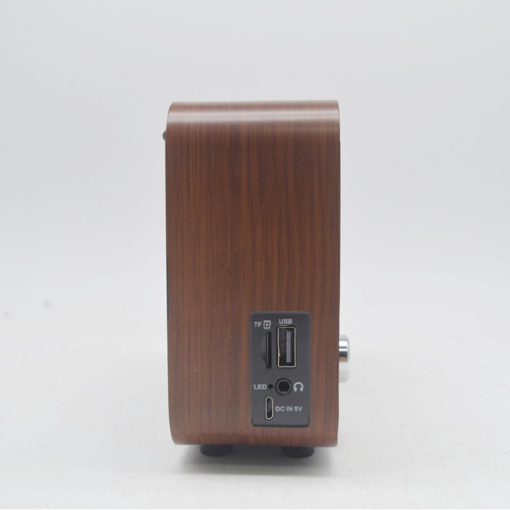 Radio FM Vintage Wood Grain, wejście TF/USB, gniazdo słuchawkowe, wyświetlacz cyfrowy