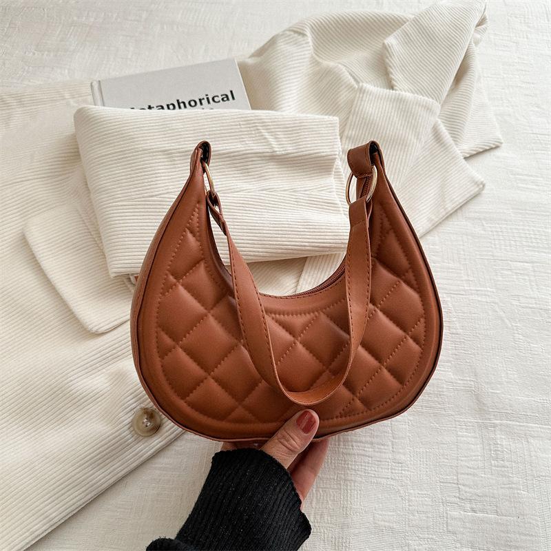 

Жіноча літня сумка на півмісяць 2024 Нова мода Ретро Естетика Простий тренд Повсякденна сумка під пахвами Жіноча сумка через плече коричневий