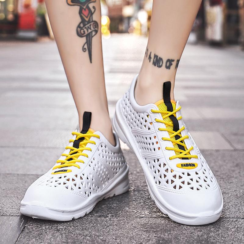 Outdoor Summer Men‘s Slides Sandals Hole Shoes Garden Shoes Man Casual Beach Sandalias Non-slip Sneakers Breathable Footwear