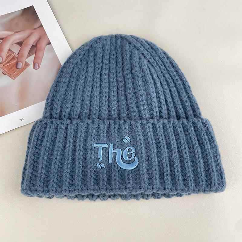 

2025 Women s Korean Style Knitted Beanie - Warm Wool Ear Protection, Large Fit, Fashionable English Letter Design.