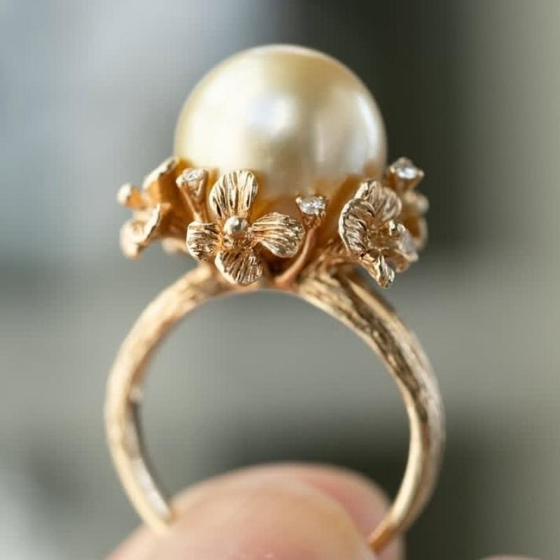 

1 шт. Модное кольцо, инкрустированное искусственным жемчугом, подходит в качестве подарка 10 золотой