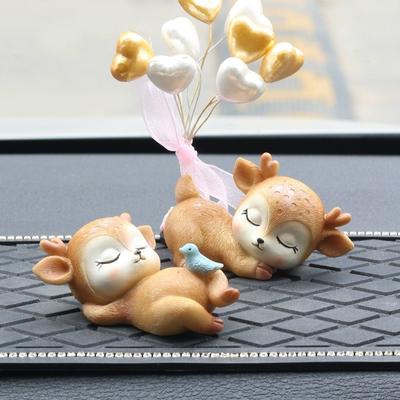 Resin Deer Ornaments Mini Cartoon Animal Crafts Cute Miniature Car Home Decorations