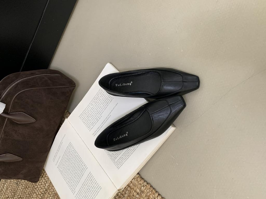 Solid color simple light mouth retro style square head leather shoes casual daily non-slip thick middle heel fashion shoes