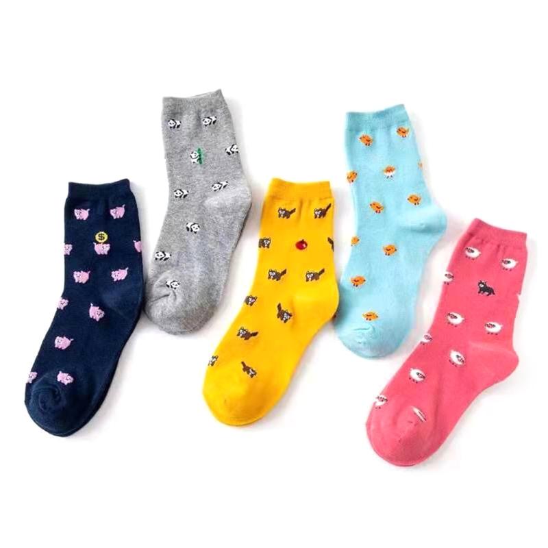5 Pairs Multicolored Fun Animal Pattern Design Women's Crew Socks Cotton Breathable Middle Calf Socks Birthday Gift