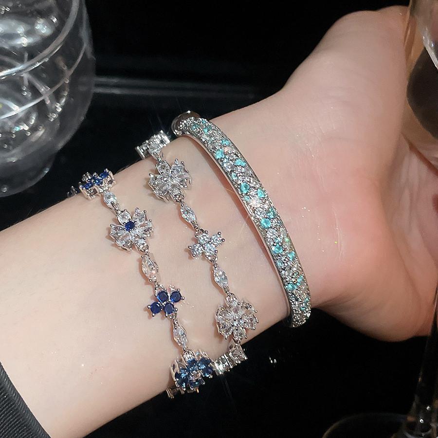 Elegant Zircon Flower Bracelet With Cubic Zirconia For Women Gift Idea