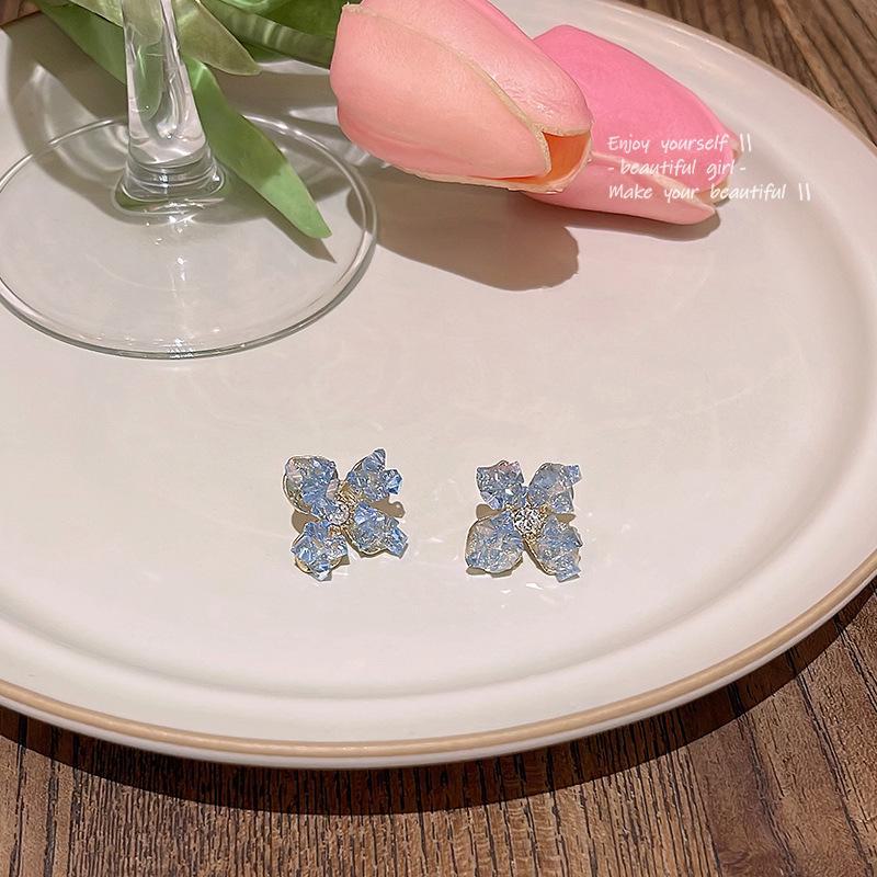 Elegante Ohrringe mit Farbverlauf-Kristallblume - S925 Silberstift, hochwertiges Design für Damen