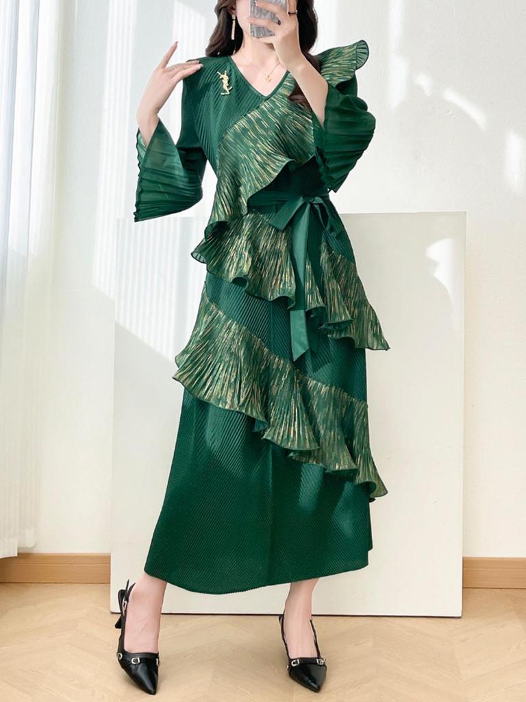 Elegant Plus Size Pleated Ruffle Lace-Up Dress