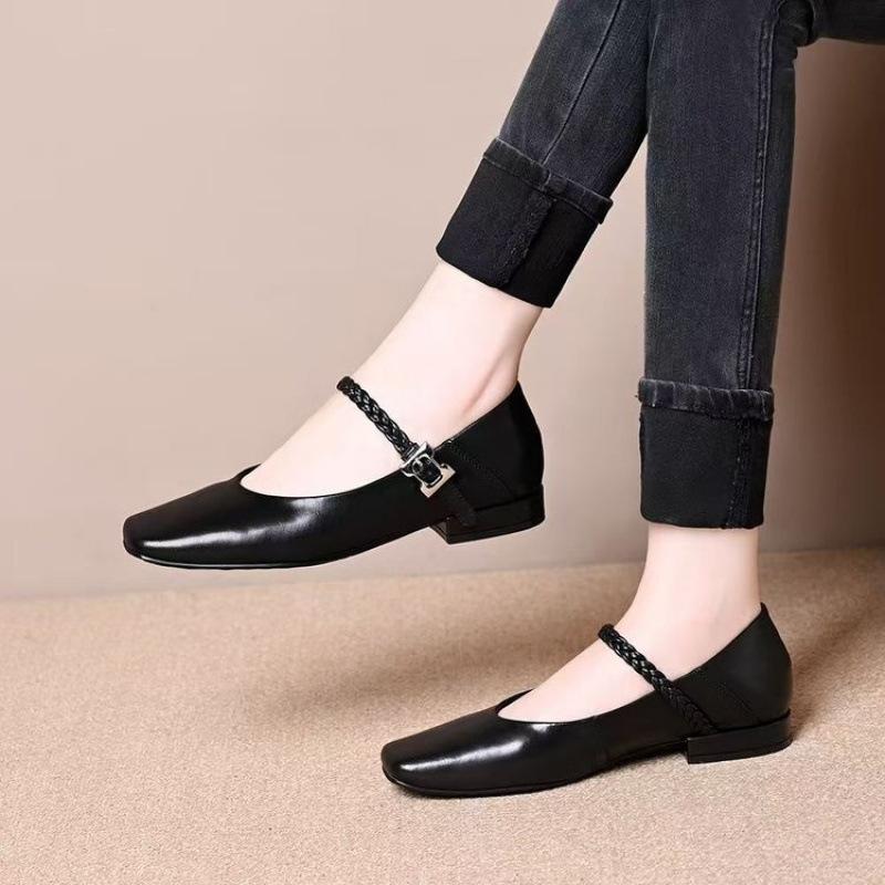 

French fairy style with skirt Mary Jane shoes girl 2025 summer round head camellia word with light mouth thick heel single shoes 40 чорний