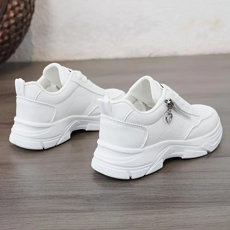 New Style White Sneakers for Autumn And Winter 2025, Breathable, with Hidden Height Increase, Versatile, High Thick Sole, Suitable for Students