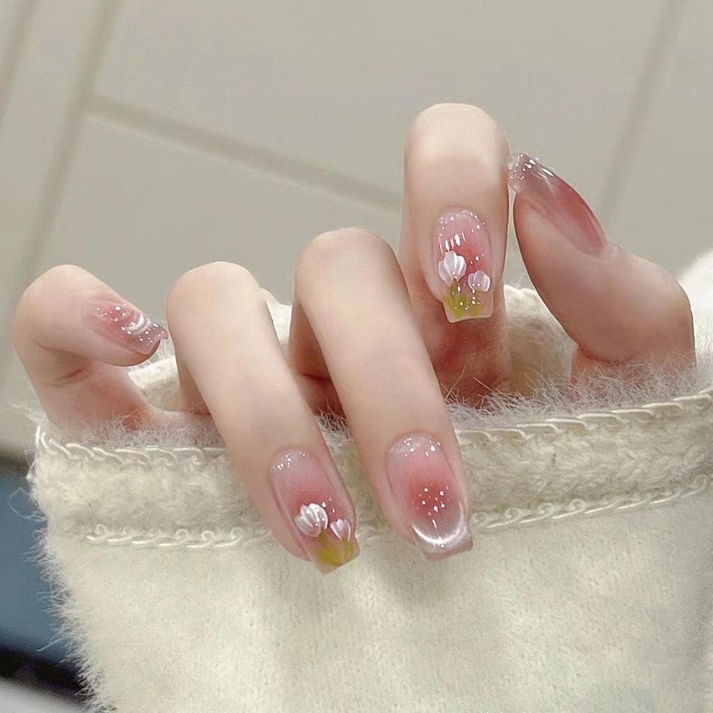 Wearing Argent Summer Fresh Cat Eye French Blush Tulip Wearable Manicure Removable Nail Plate