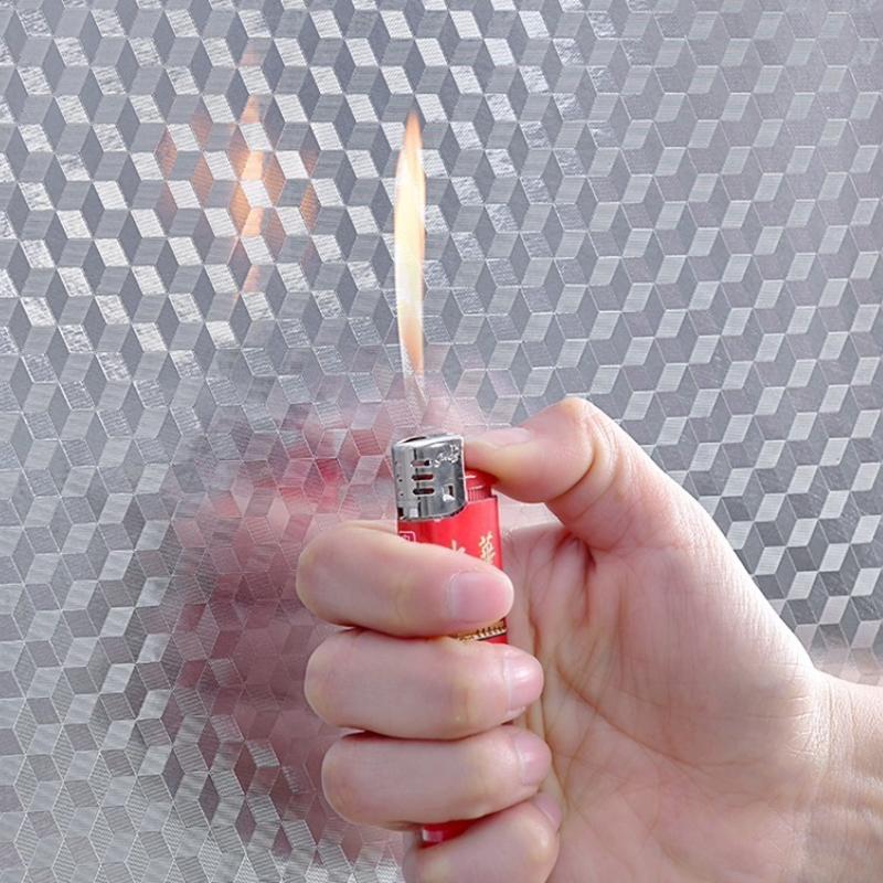 Autocolant de Bucătărie Rezistent la Ulei, Rezistent la Căldură, Tapet Autoadeziv, Folie de Aluminiu Impermeabilă pentru Protecția Fundului Dulapului