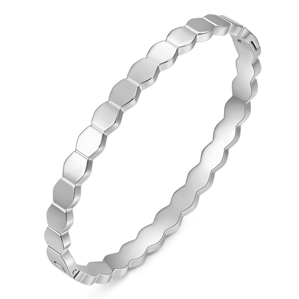Hexagonal Honeycomb Rhombus Buckle Bracelet for Women