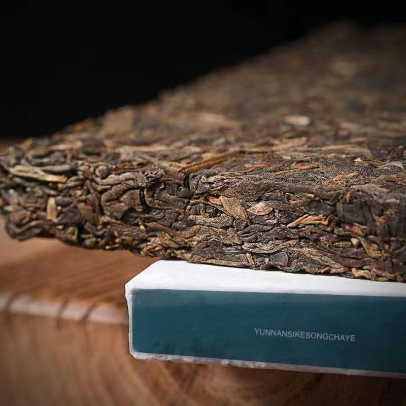 250g Yunnan Puerh Surový Čaj Cihla 2018 Menghai Pu-erh Shengcha Starý Strom Pu'er Čaj