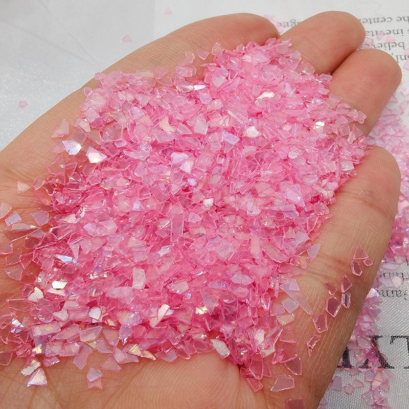 Ručně vyráběné duhové skleněné střepy pro šperky a zdobení nehtů