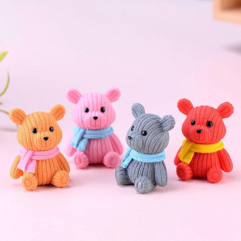 8Pcs/set Cartoon Animal Scarf Bears Miniatures Mini Figures Moss Terrarium Micro Landscape Fairy Garden Dollhouse Decoration