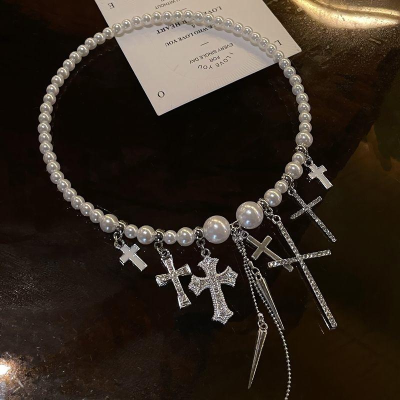 

Новое европейское и американское трендовое дизайнерское жемчужное колье с крестом и кисточкой, нишевое, для личности, высококлассное колье