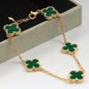 Women's Four-Leaf Clover Bracelet – 18K Gold Plated with Double-Sided Mother-of-Pearl, Elegant High-Quality Accessory, Chic and Lucky Design.