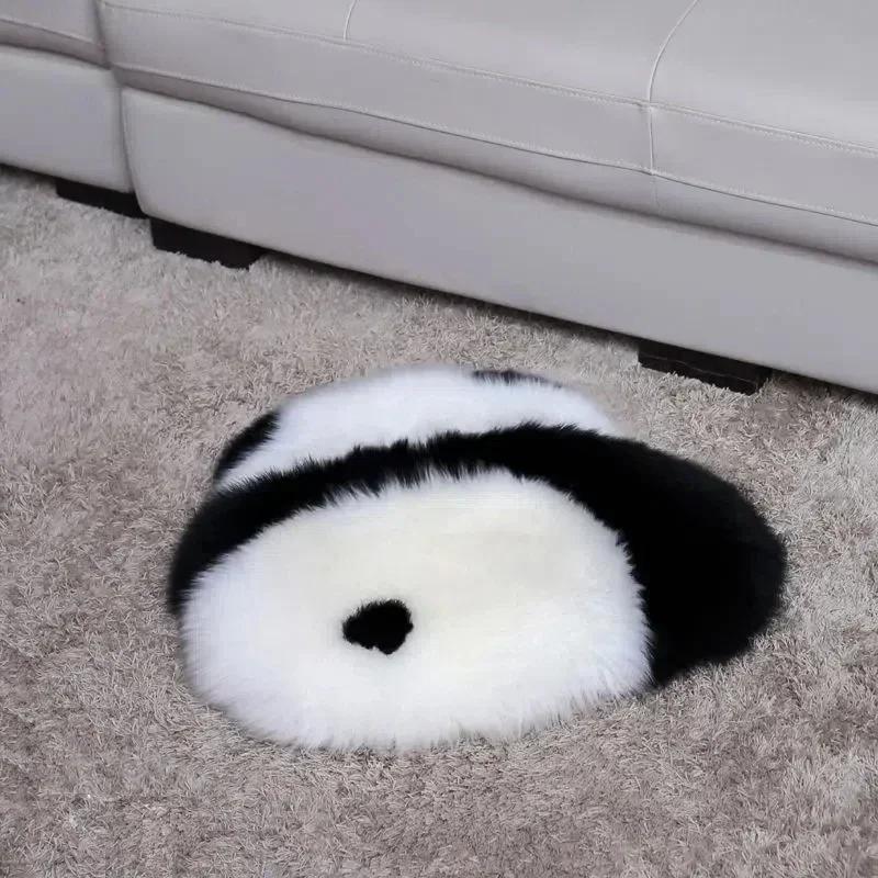 Super Cute Angry Panda Back View Throw Pillows 100% Wool / Artificial Wool Back Cushion for Bed Sofa Cushion Floor Cushions Cozy