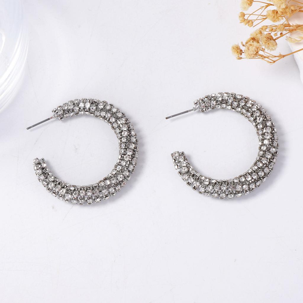 Exquisite Light Luxury High-end Temperament Geometric Full Diamond Curved C-ring Stud Earrings Versatile Super Flash Earrings Wholesale