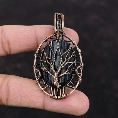 Pendentif arbre de vie en tourmaline noire brute, bijoux enveloppés de fil de cuivre, pendentif en pierre précieuse fait à la main, pendentif enveloppé de fil de cuivre, cadeau pour femme