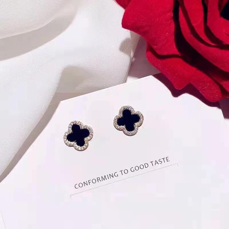 Small stud earrings for women, black with diamonds, cold wind, mini versatile temperament, Epoxy earrings jewelry.