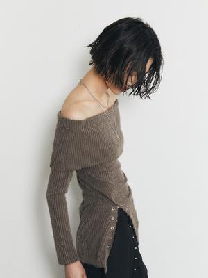 HALF DEVIL US Off-Shoulder Cut-Out T-Shirt_Mocha