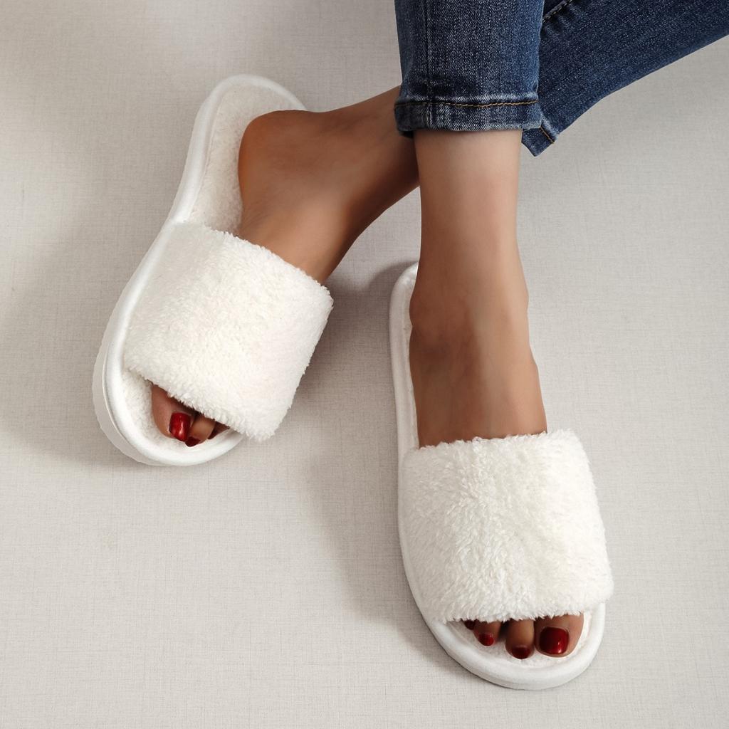 Autumn and winter new home open fluffy slippers breathable and warm plush slippers comfortable and lightweight slippers