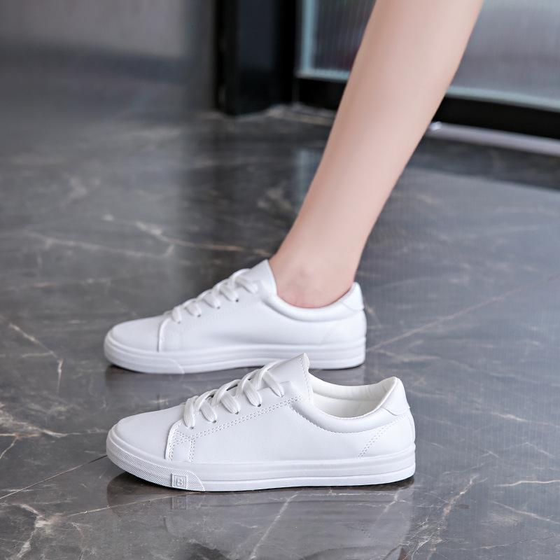 2024 Women's Korean Style Casual White Running Shoes - Autumn/Winter Trendy Flat Sole