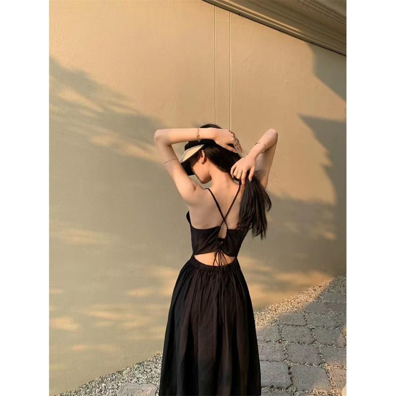 Sweet and spicy backless floral suspender dress fairy summer high-end sexy temperament waist seaside vacation dress