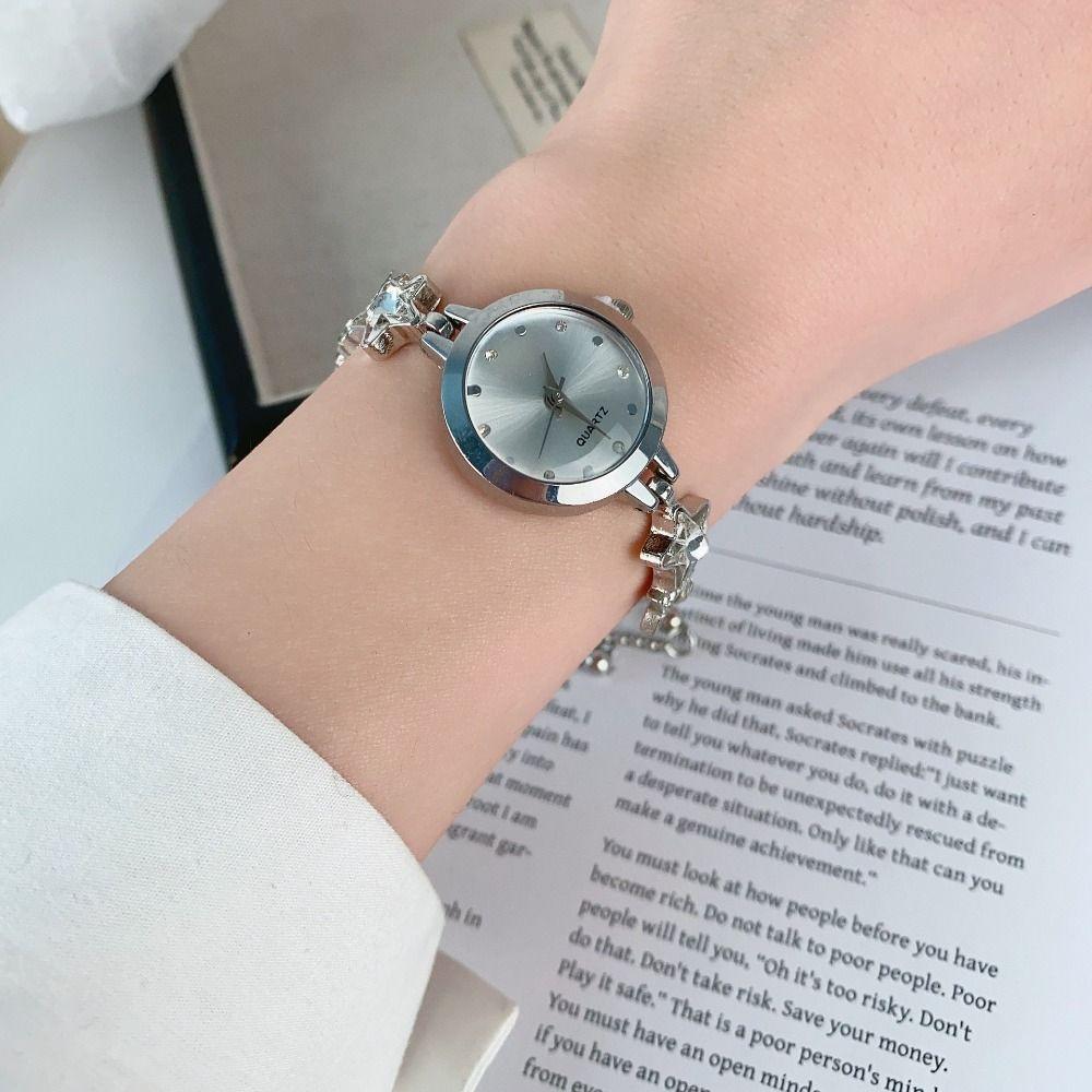 Alloy Star Chain Watch Adjustable Quartz Watch Fashion Ladies Wristwatch  for Women Girls